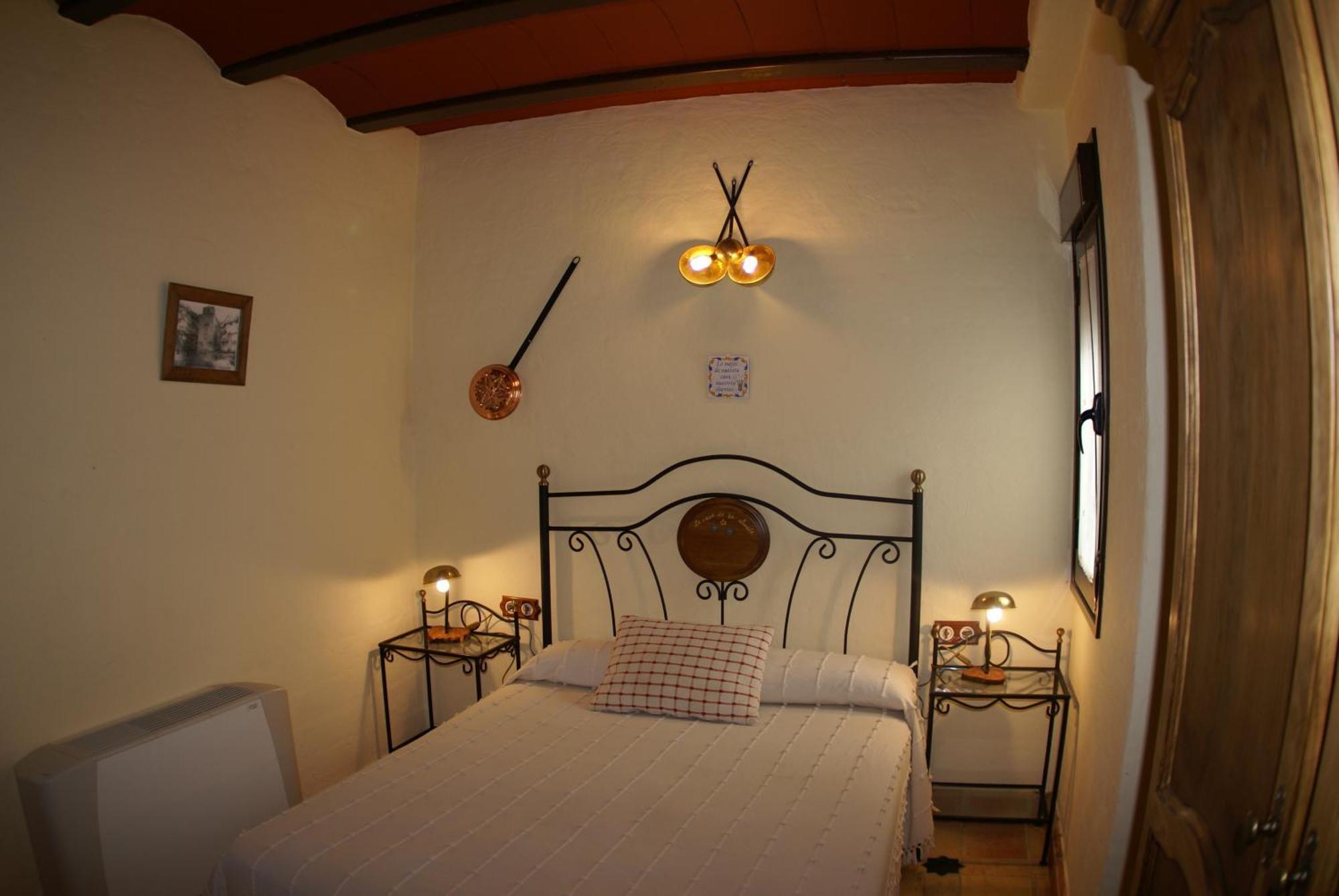 La Casa De La Abuela Guest House Cazorla Exterior photo